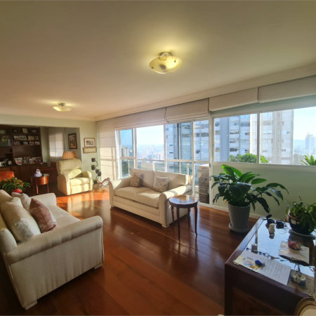 Apartamento à venda com 3 quartos, sendo 2 suítes, em Alto da Boa Vista, São Paulo, SP