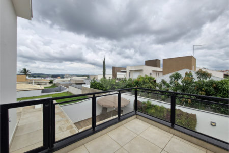 Casa à venda com 3 suítes no condomínio Mirante dos Ipês, Salto - SP