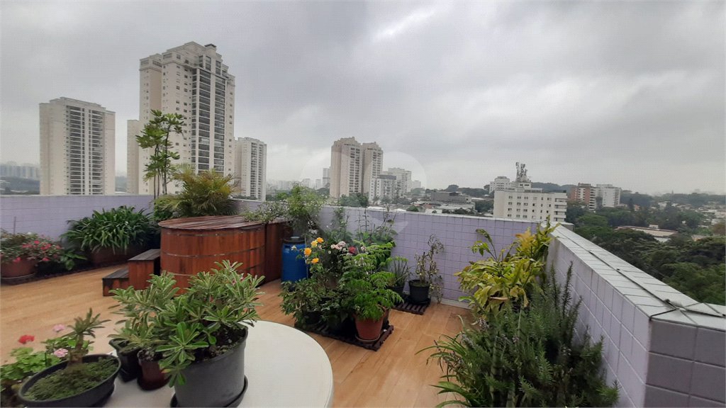 Cobertura à venda com 3 quartos, sendo 2 suítes, em Bela Aliança, São Paulo, SP