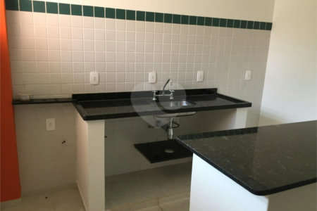 Casa à venda com 4 suítes em Jardim Maristela, Atibaia, SP