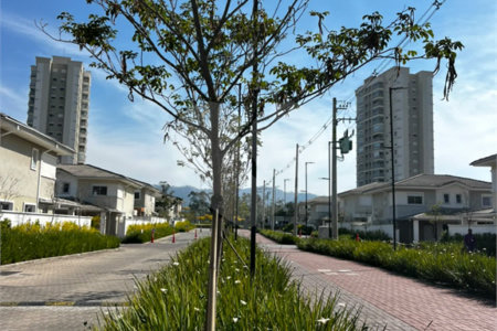 Casa à venda com 3 quartos, sendo 1 suíte,  em Cézar de Souza, Mogi das Cruzes, SP
