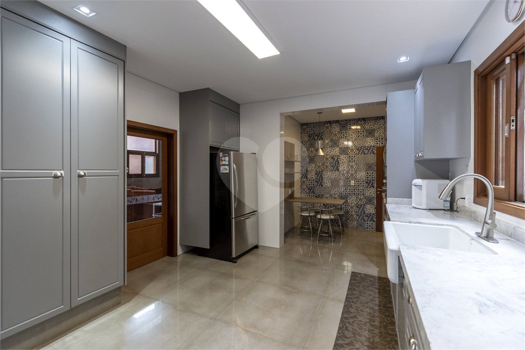 Casa à venda com 4 quartos, sendo 3 suítes,  no condomínio Royal Park, Ribeirão Preto - SP