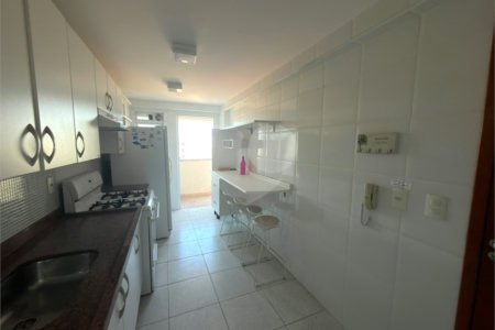 Apartamento à venda com 2 quartos, sendo 1 suíte,  em Vila Nova, Cabo Frio, RJ