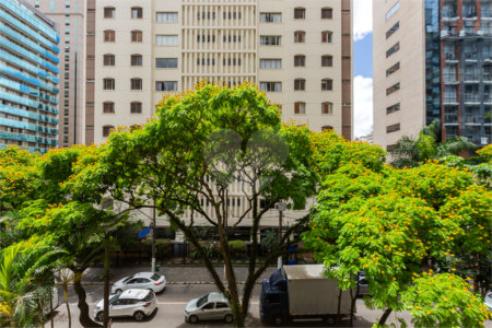 Apartamento à venda com 2 quartos, sendo 1 suíte, em Itaim Bibi, São Paulo, SP