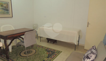 Sobrado à venda com 3 quartos, sendo 1 suíte, em Indianópolis, São Paulo, SP