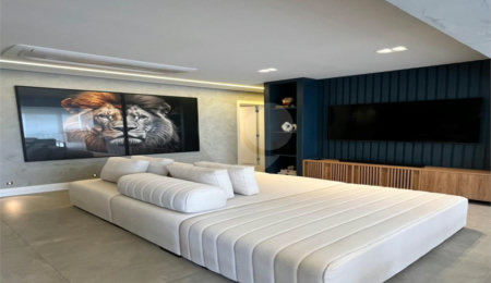 Apartamento à venda com 3 quartos, sendo 1 suíte,  em Jardim Prudência, São Paulo, SP