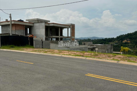 Terreno à venda no Condomínio Alto do Sion, Atibaia - SP
