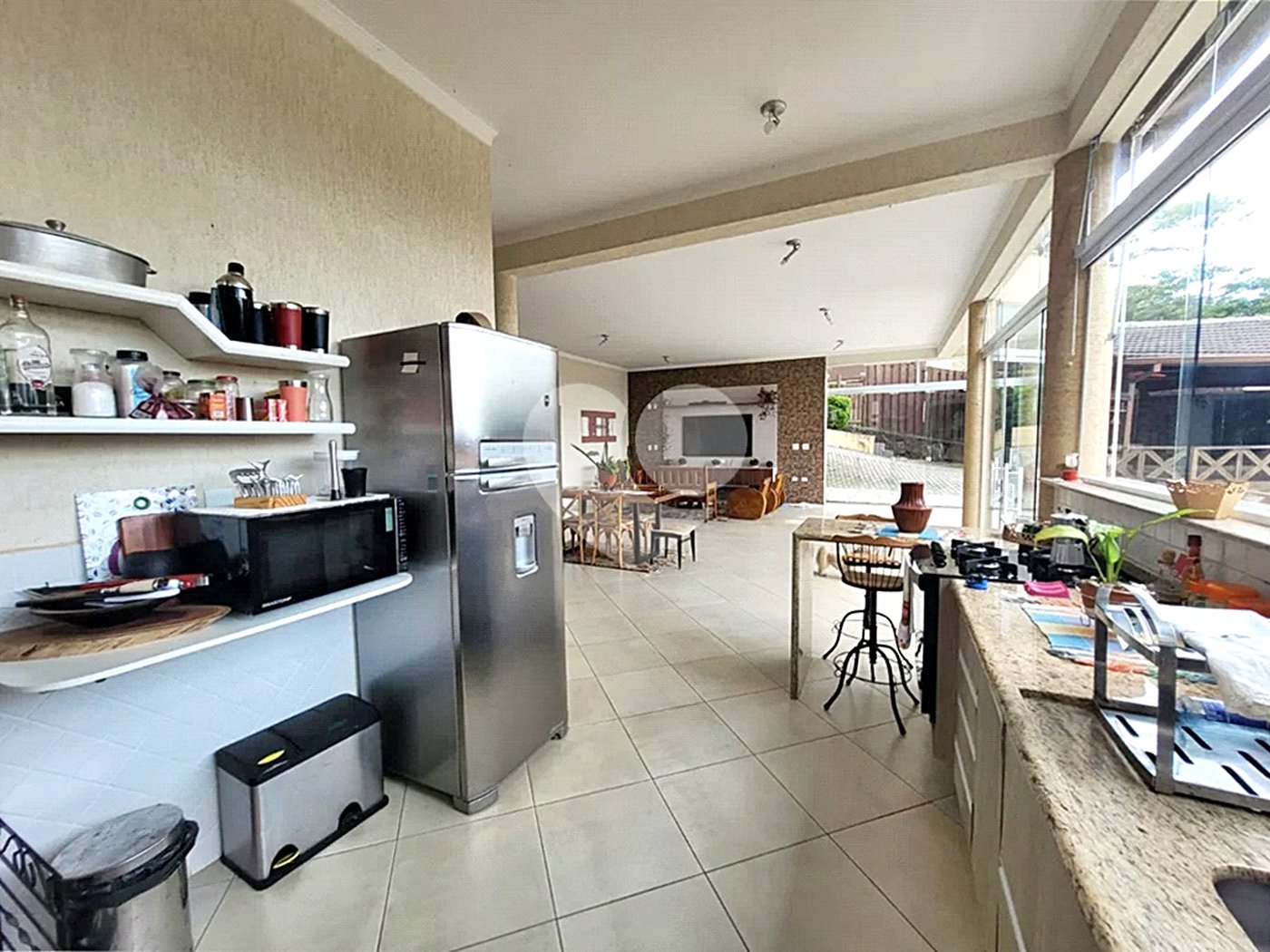 Casa à venda com 3 suítes no condomínio Cantareira, Mairiporã - SP