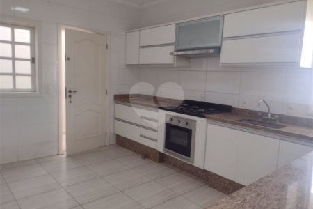 Casa para alugar com 3 suítes em Loteamento Aldeia da Mata, Votorantim, SP