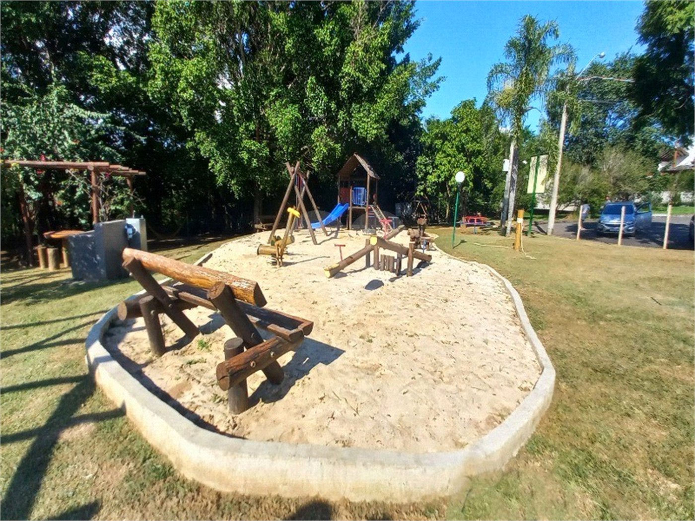 Casa à venda com 4 suítes no condomínio Terra Magna, Indaiatuba - SP