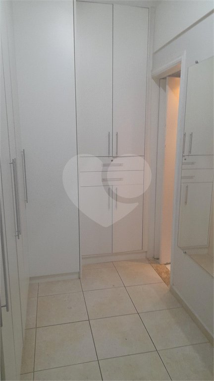 Sobrado à venda com 3 quartos, sendo 1 suíte, em Tremembé, São Paulo, SP