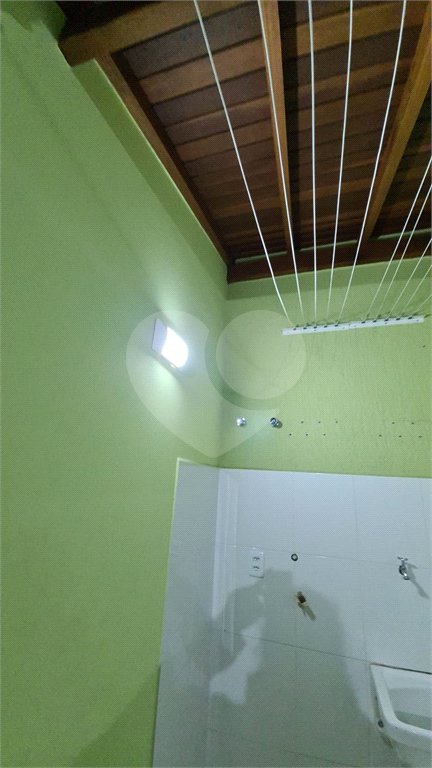 Casa à venda com 3 quartos, sendo 1 suíte, no condomínio Alvorada Parque Vitória, São Paulo - SP