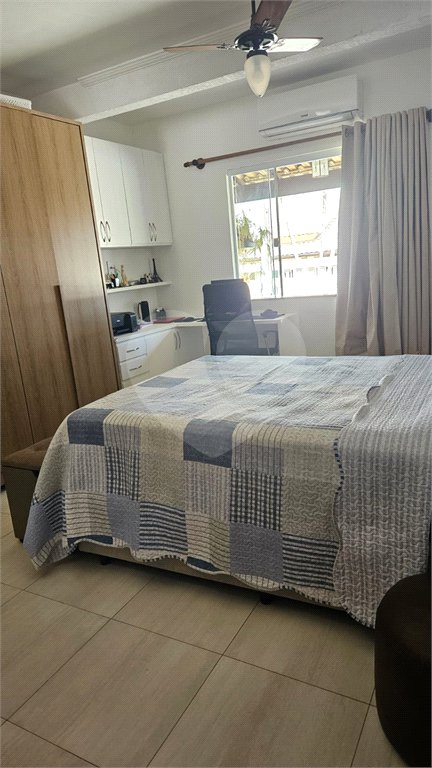 Casa em condomínio à venda com 4 quartos, sendo 1 suíte, em Baleia, São Pedro da Aldeia, RJ
