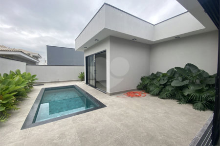 Casa à venda com 3 suítes no condomínio Portal dos Bandeirantes, Salto - SP