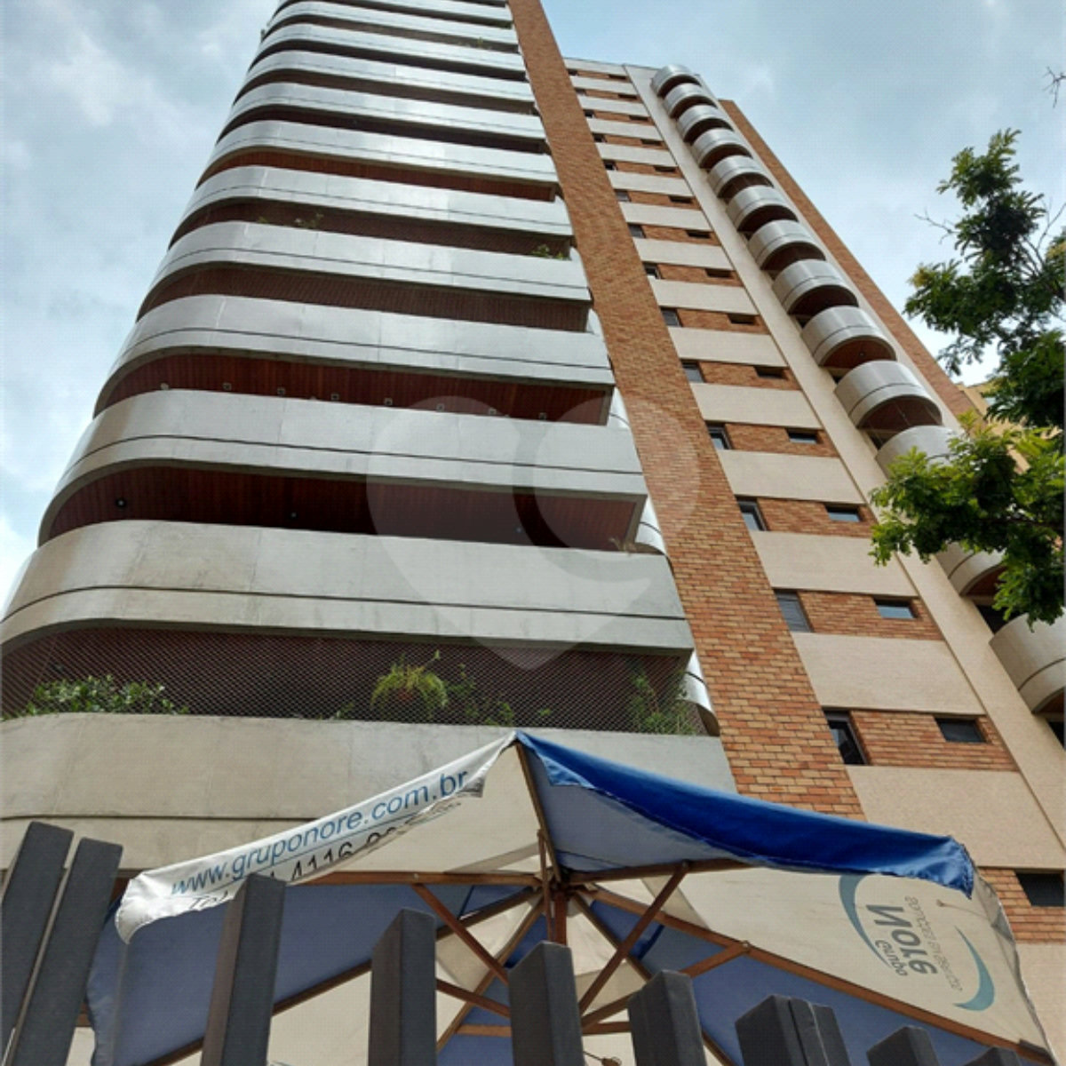 Apartamento à venda com 4 suítes em Moema, São Paulo, SP