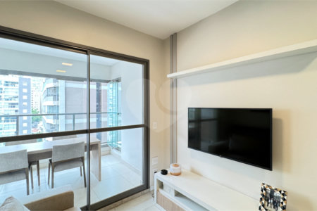 Apartamento à venda com 2 quartos, sendo 1 suíte,  em Brooklin, São Paulo, SP
