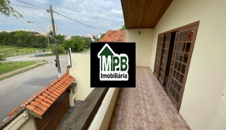 Sobrado à venda com 3 quartos, sendo 1 suíte,  em Jardim Refúgio, Sorocaba, SP