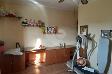 Sobrado à venda com 3 quartos, sendo 1 suíte, em Vila Maria Alta, São Paulo, SP