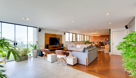 Apartamento à venda com 3 quartos, sendo 2 suítes,  em Alto da Boa Vista, São Paulo, SP