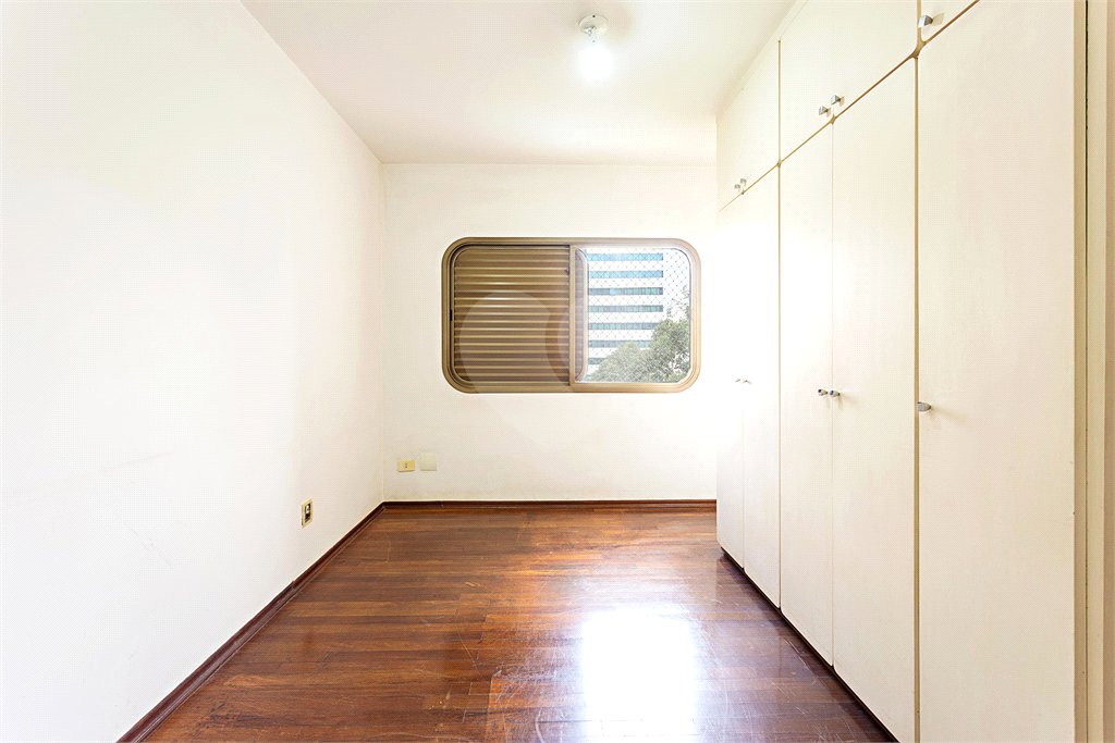 Apartamento à venda com 4 suítes em Campo Belo, São Paulo, SP