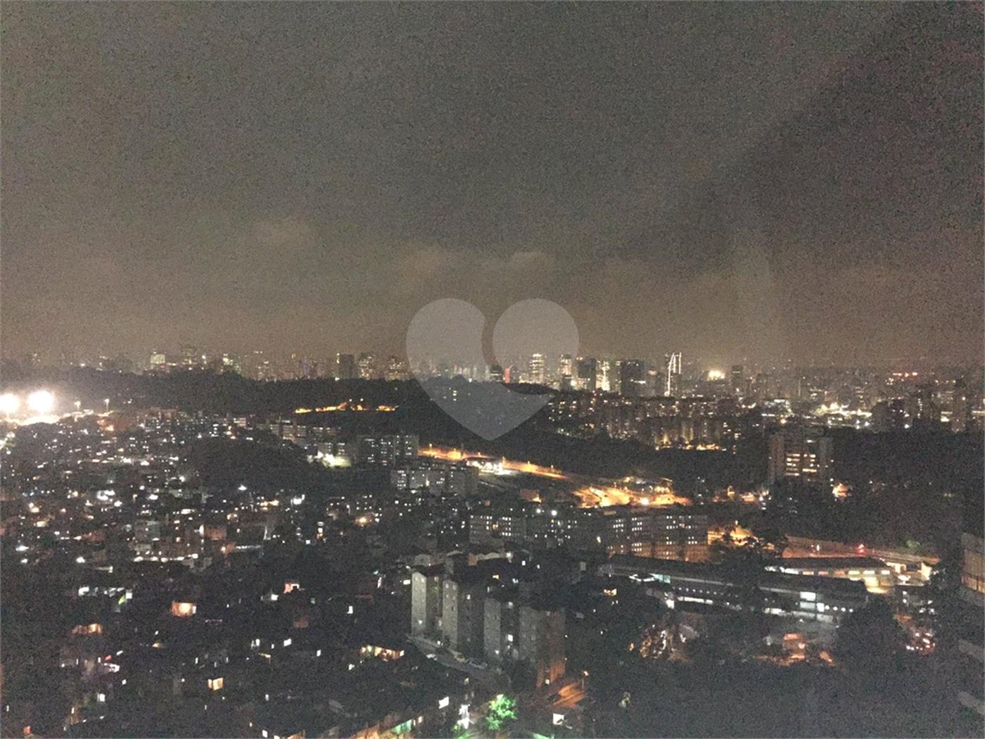 Apartamento à venda com 3 quartos, sendo 1 suíte,  em Jardim Parque Morumbi, São Paulo, SP