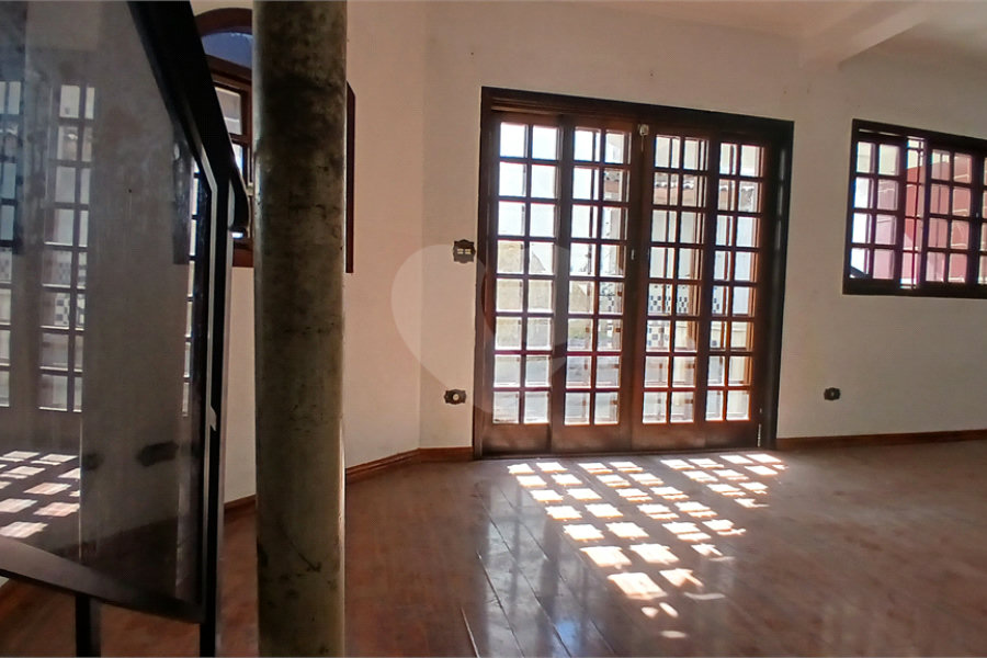 Sobrado à venda com 4 quartos, sendo 1 suíte, em Santana, São Paulo, SP