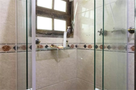 Casa à venda com 2 quartos, sendo 1 suíte, em Jardim Santa Clara, Guarulhos, SP