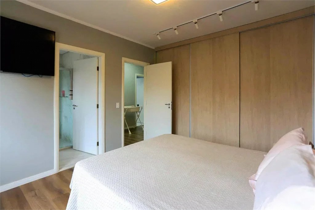 Sobrado à venda com 3 quartos, sendo 1 suíte, em Vila Lageado, São Paulo, SP