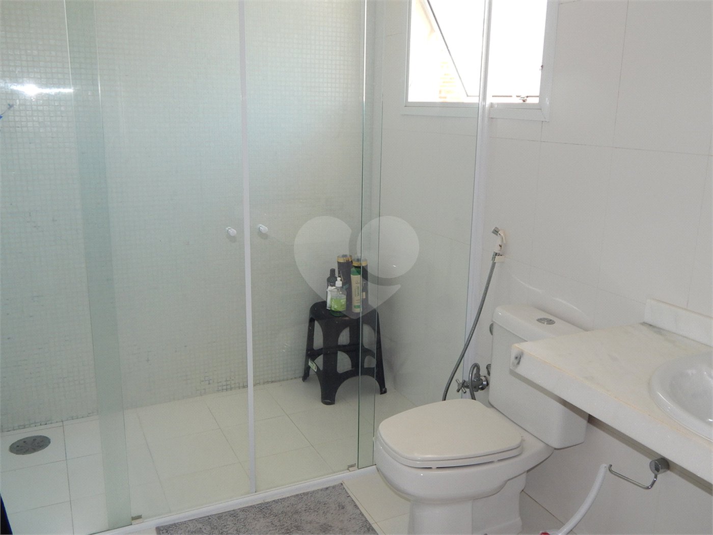 Casa à venda com 3 suítes no condomínio Alpes de Vinhedo, Vinhedo - SP