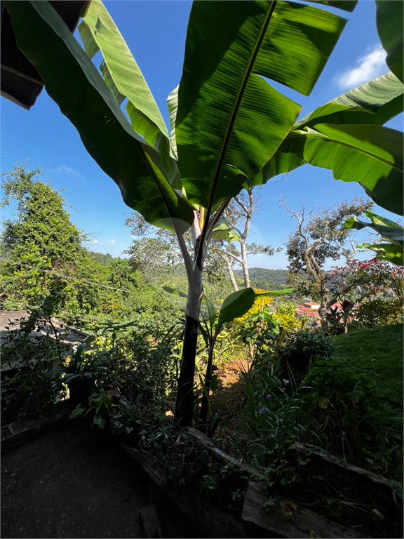Casa à venda com 3 quartos, sendo 1 suíte, no Centro, Guararema, SP