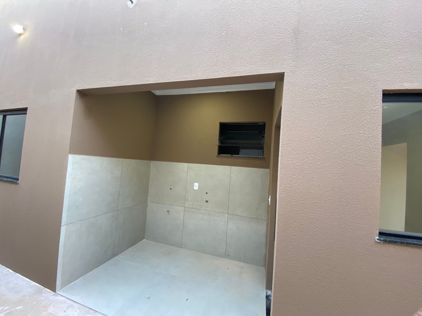 Casa à venda com 2 quartos, sendo 1 suíte,  em Mais Parque, Três Lagoas, MS