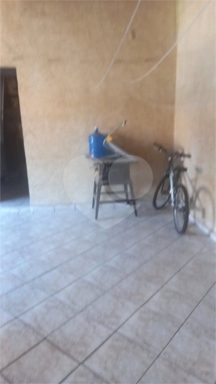 Casa à venda com 5 quartos, sendo 2 suítes, em Jardim Santa Clara, Guarulhos, SP