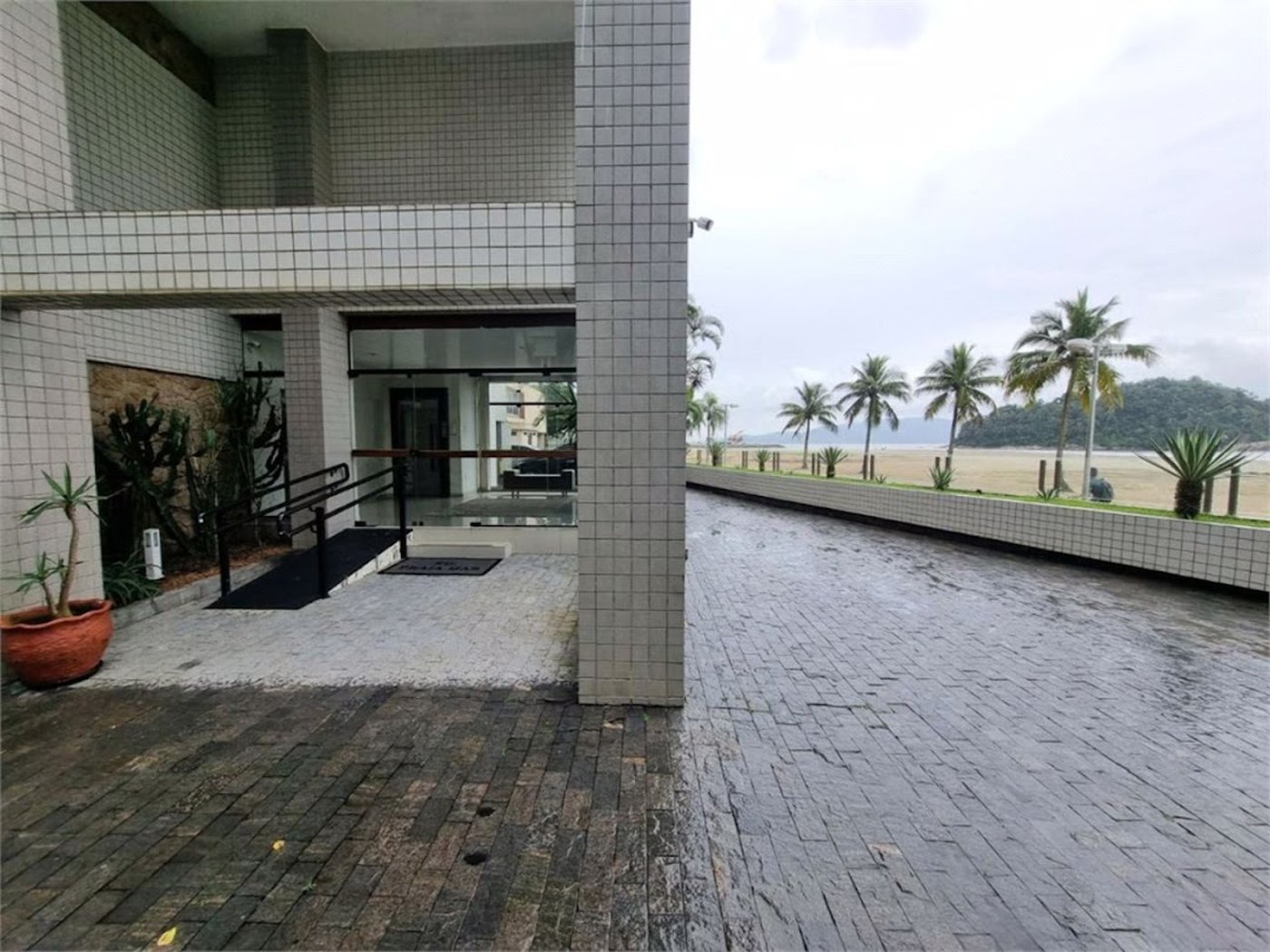 Apartamento com 3 dormitórios à venda, 160 m² por R$ 1.000.000,00 - José Menino - Santos/SP