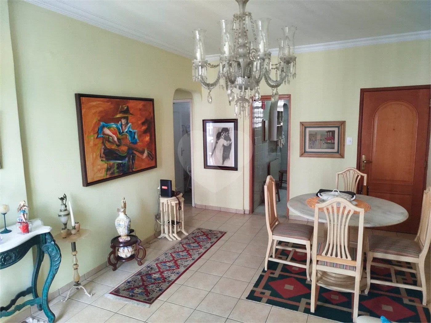 Apartamento em Higienópolis com 2 dormitórios