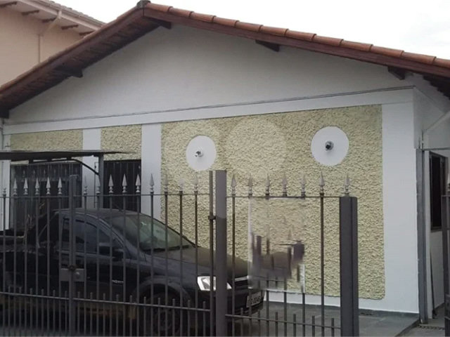 Casa Térrea à venda com 3 quartos em Santa Teresinha, São Paulo, SP