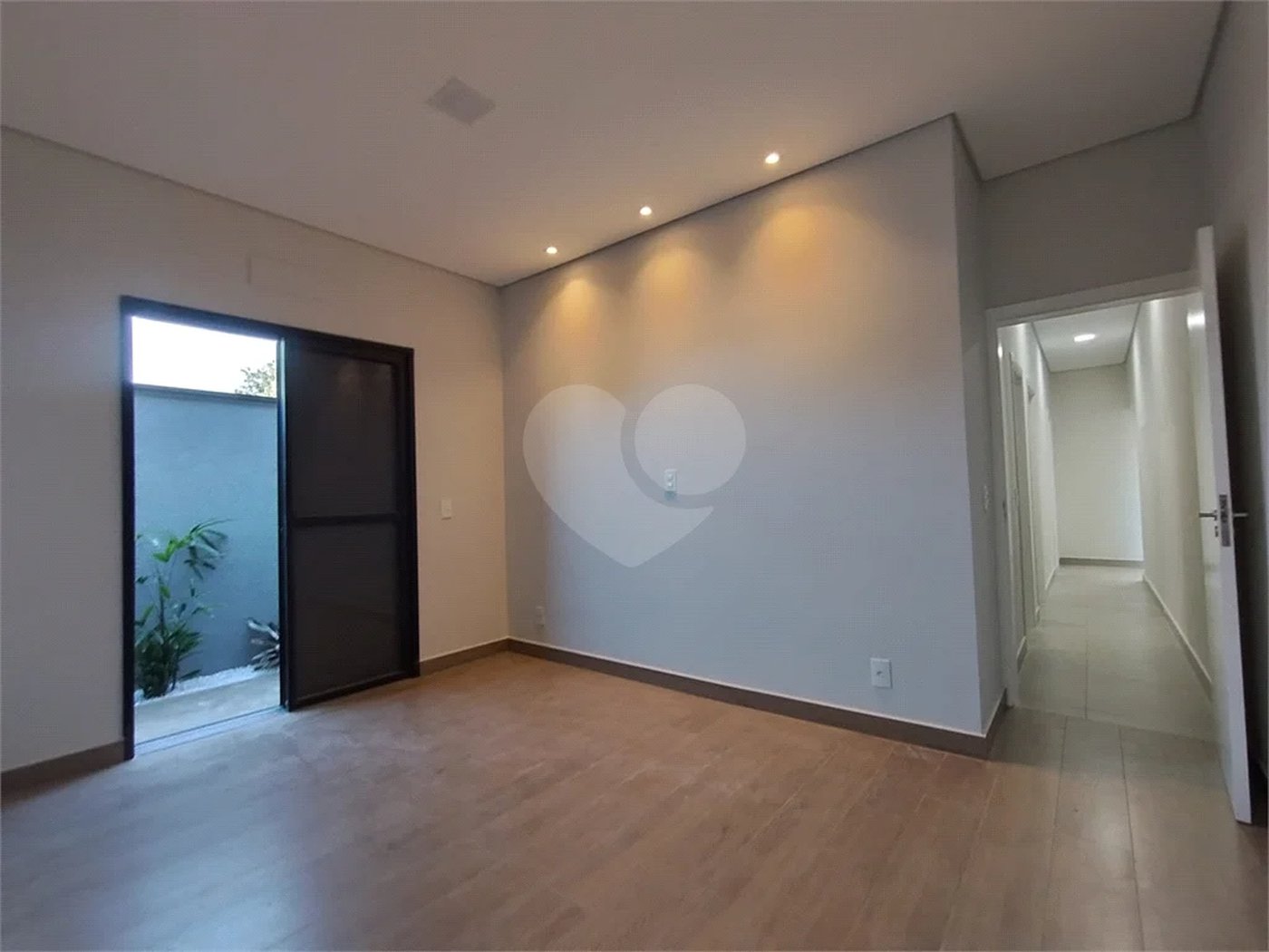 Casa em Condomínio à Venda em Piracicaba/SP.