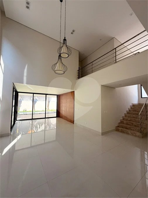 CASA À VENDA CONDOMINIO PORTAL BRAGANÇA | 4 SUÍTES | PISCINA