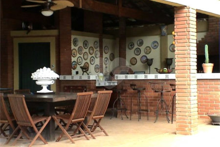 Casa à venda com 6 quartos, sendo 5 suítes, no condomínio São Joaquim, Vinhedo - SP