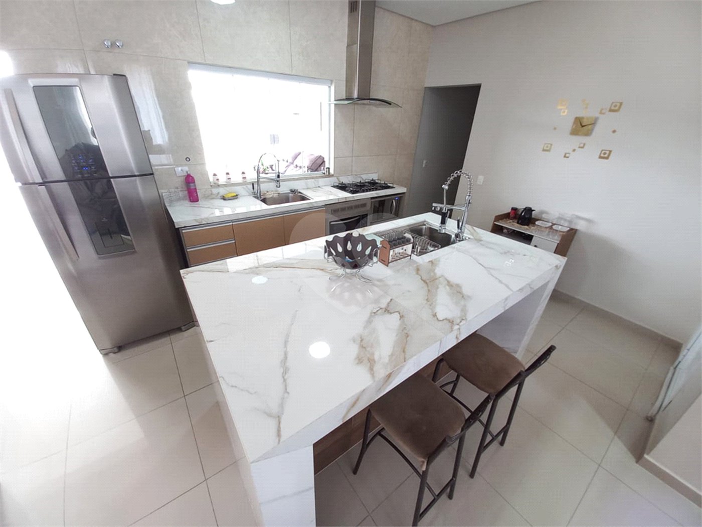 Casa à venda com 3 quartos, sendo 1 suíte,  no condomínio Villagio Milano, Sorocaba - SP