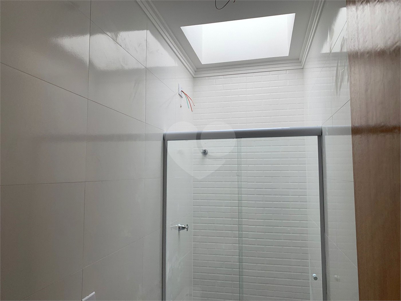 Casa à venda com 2 suítes no condomínio Residencial Napoles, São Paulo - SP
