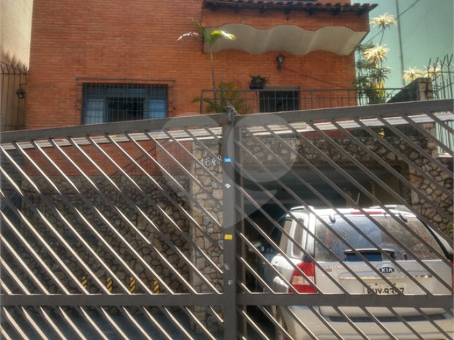 Sobrado à venda com 4 quartos, sendo 1 suíte,  em Santana, São Paulo, SP