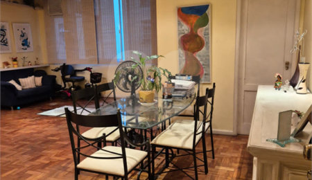 Apartamento à venda com 2 quartos, sendo 1 suíte,  em Copacabana, Rio de Janeiro, RJ