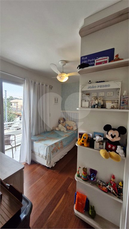 Sobrado à venda com 2 suítes em Vila Constança, São Paulo, SP