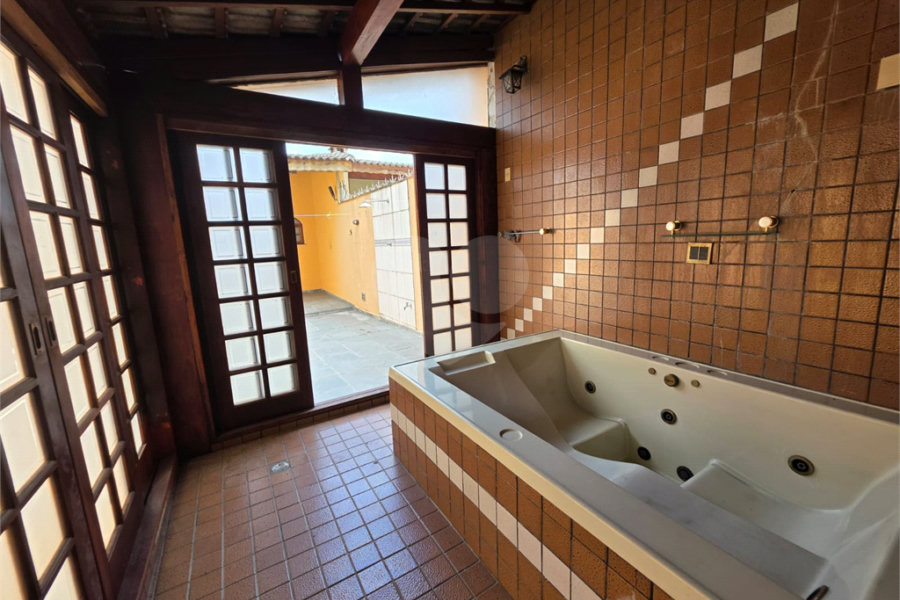 Sobrado à venda com 5 quartos, sendo 2 suítes, em Casa Verde, São Paulo, SP