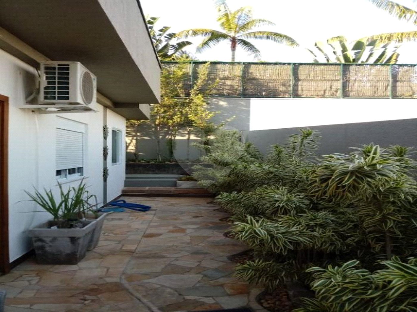 Casa à venda com 3 quartos, sendo 1 suíte, no condomínio Bosque de Grevilea, Vinhedo - SP