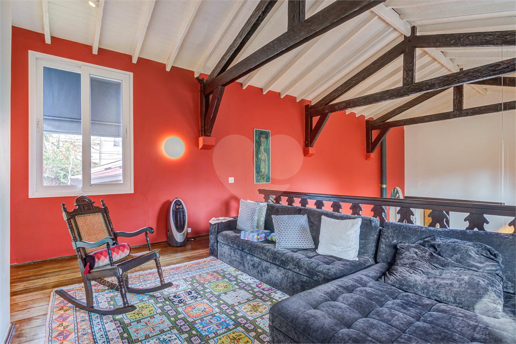 Casa de Vila à venda com 3 quartos, sendo 2 suítes, em Alto da Boa Vista, São Paulo, SP