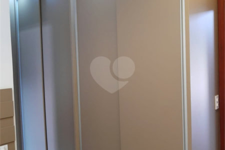 Casa à venda com 3 quartos, sendo 1 suíte, no Centro, Sorocaba, SP