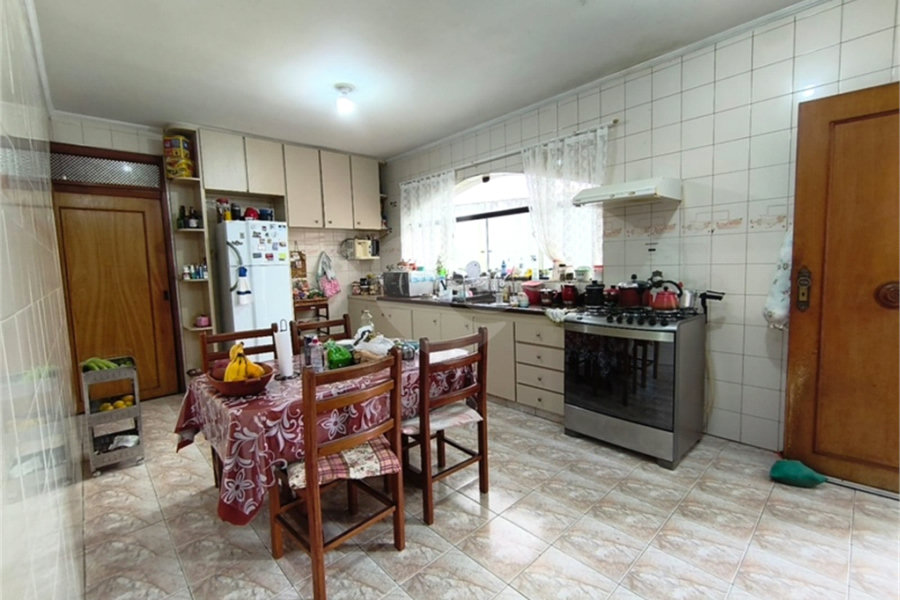 Sobrado à venda com 4 suítes em Santana, São Paulo, SP