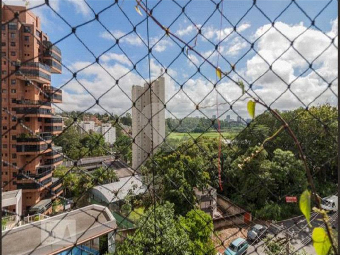 Apartamento à venda ou para alugar com 3 suítes em Jardim Fonte do Morumbi, São Paulo, SP
