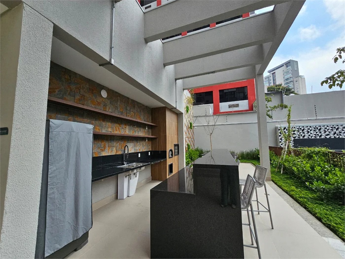 Apartamento à venda ou para alugar com 1 quarto em Pinheiros, São Paulo, SP